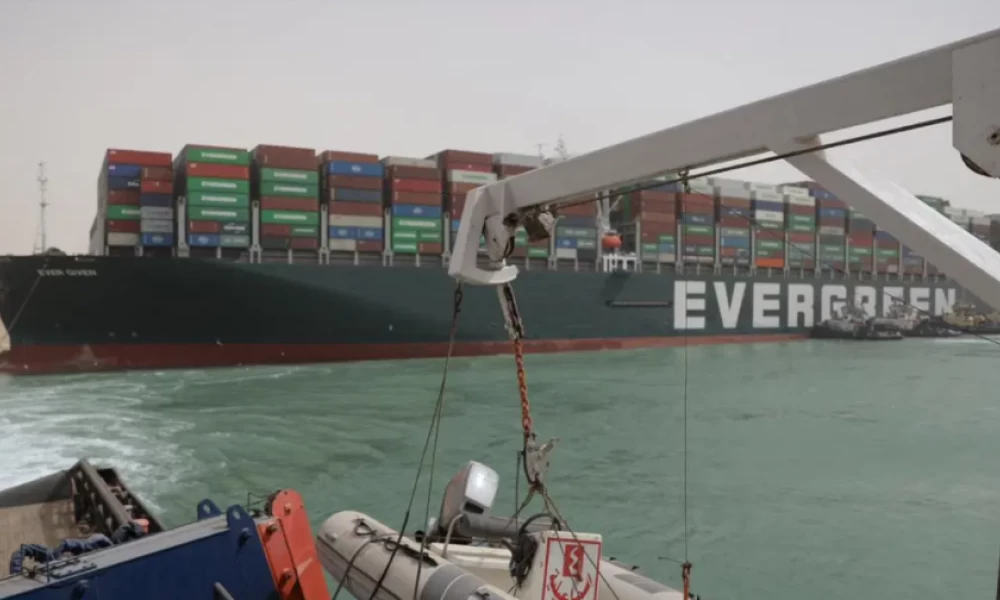 Διώρυγα Σουέζ: Τεράστιες οικονομικές απώλειες από το ατύχημα του Ever Green